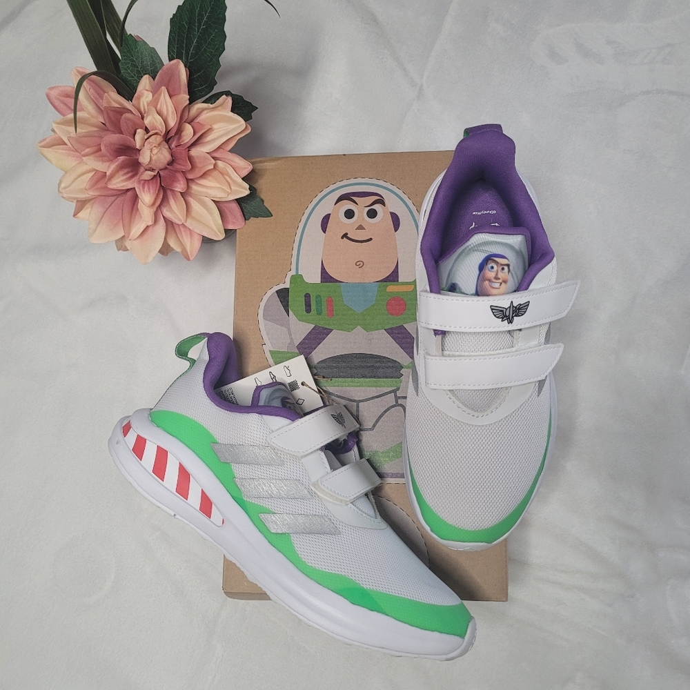 💚💜Buzz Lightyear Adidas💜💚 NEW!
